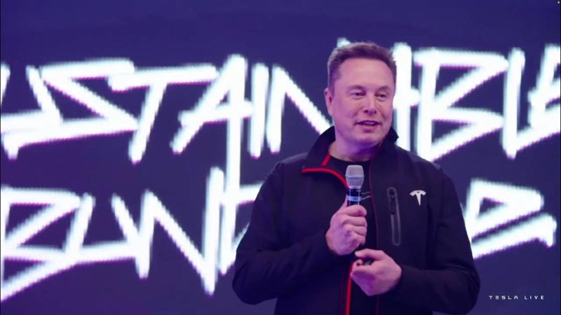 Tesla's 2025 Plan: Robots, Robocabs & Infinite Cash