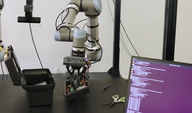 Microsoft’s Master Plan for a Universal Robot Brain