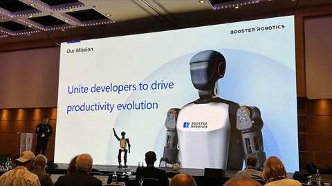 Humanoids Summit London 2025: Why You Shouldn't Worry About Your Robot