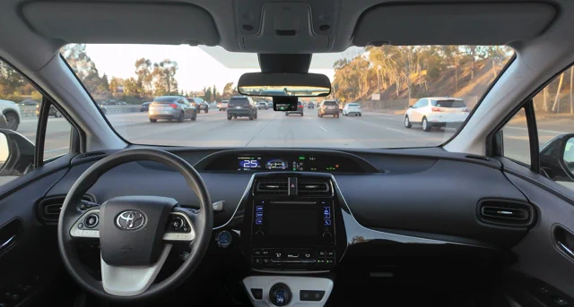 Comma Four: ADAS hardware shrunk, price stays $999