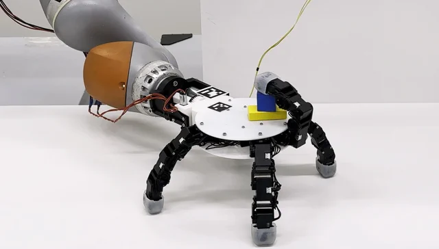 EPFL’s Shape-Shifting Robot Hand Melts to Grip Any Object