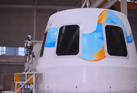 EngineAI humanoid to hitch suborbital ride to space in 2028