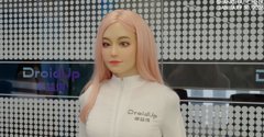 DroidUp Unveils Moya: The Customisable Marathon-Ready Humanoid