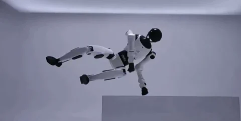 China’s Tienkung 3.0 Humanoid Vaults 1m Wall One-Handed