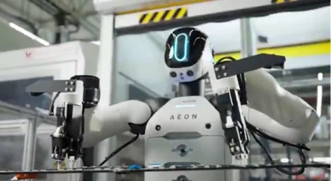 BMW Picks Hexagon’s AEON Over Figure for German Humanoid Trial