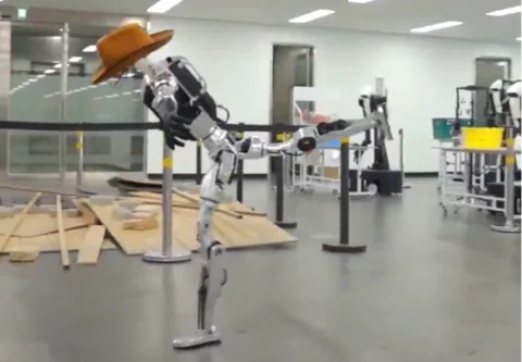 ROBOTIS Crashes Humanoid Party with Sub-$9,000 AI Sapiens