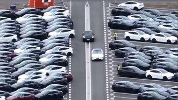 Tesla's Unsupervised FSD Delivers Cars at Giga Berlin