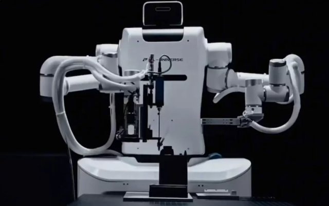 Zeus 1: PL-Universe's High-Precision Humanoid Robot