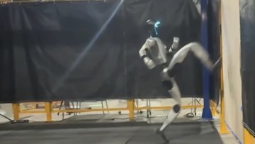 Robot Perfects Wall Flip: OmniRetarget Breakthrough