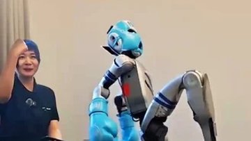 Unitree Unveils Voice-Controlled Combat Robot in Live Demonstration