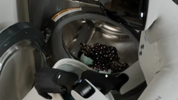 Figure AI Review: Humanoid Hype Hits the Factory Floor