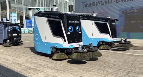 Shenzhen's Robot Janitors Go Head-to-Head