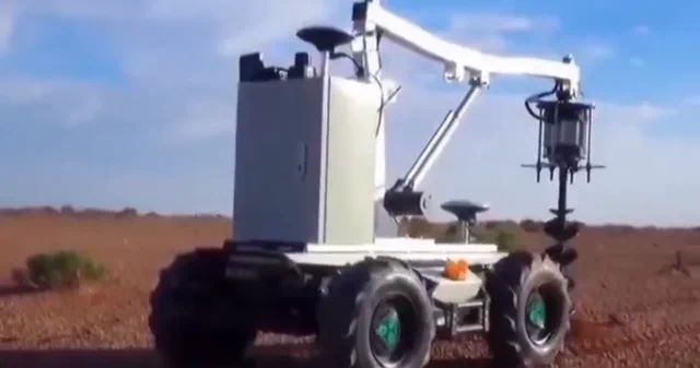 Robot's Mission: To End Deserts!