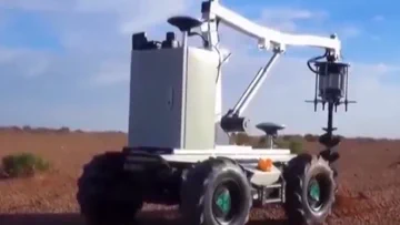 Robot's Mission: To End Deserts!