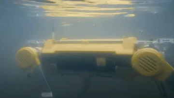 MirrorMe's Apollo Quadruped: A 70kg Workhorse That Swims