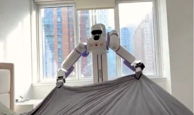 Reflex Robot Tackles the Laundry to Save Your Weekend