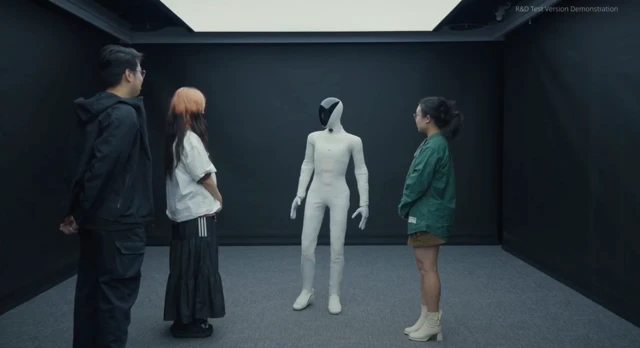 XPeng Humanoid Robot Passes the Awkward Small Talk Test