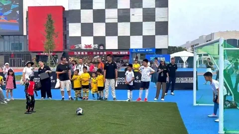 Robots vs Kids: Football Showdown in China