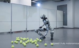 Humanoid Robot Oli Shows Off Tennis Ball Skills