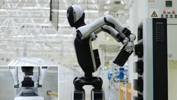 UBTECH's Walker 2 Robot Changes Its Own Battery